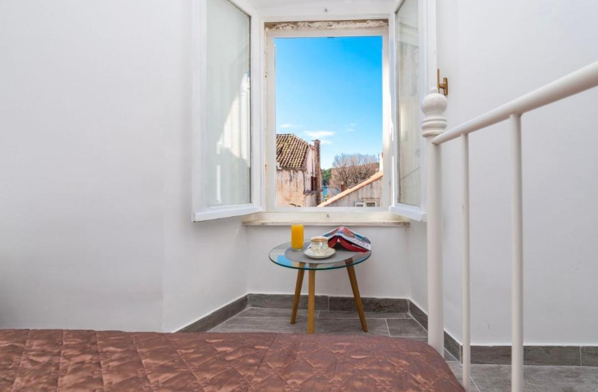 Apartment Blue Symphony *
